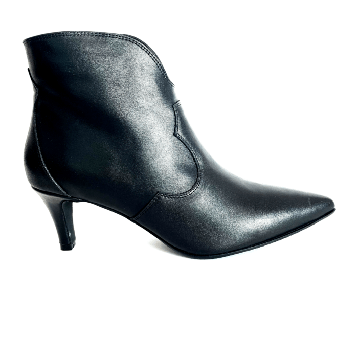 Babouche Stiefelette schwarz spitz
